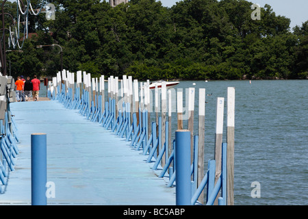 Isola del lago Erie a Bay Ohio negli Stati Uniti vita quotidiana stile di vita vita degli Stati Uniti tema colore blu foto di sfondo immagini paesaggio fotografia hi-res Foto Stock