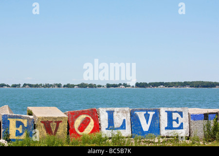 Island Put in Bay at Lake Erie Ohio OH Great Lakes iscrizioni EVOLVE immagini foto grandi ad alta risoluzione orizzontale negli Stati Uniti ad alta risoluzione Foto Stock
