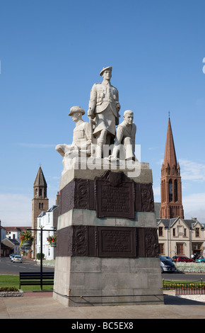 Largs War Memorial, 1921 da Kellock Brown, North Ayrshire, in Scozia Foto Stock