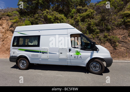 Camper sulla vecchia strada di Russell - Northland e North Island, Nuova Zelanda Foto Stock