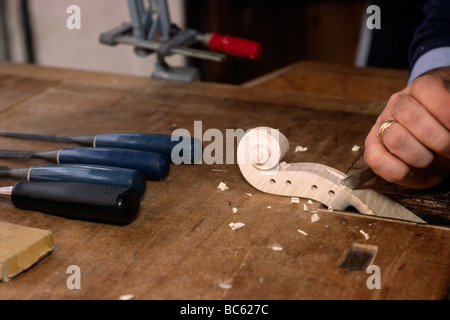 Italia, Lombardia, Cremona, liutaio, primo piano Foto Stock