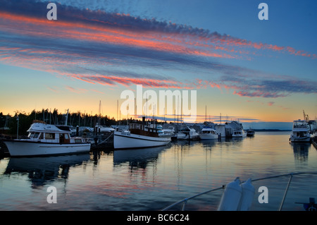 Sunset over Budd ingresso nel centro di Olympia, Washington. Foto Stock