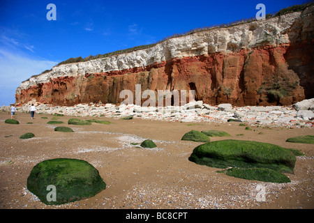 Paesaggio di gesso e scogliere di arenaria Hunstanton Spiaggia Costa North Norfolk County Inghilterra REGNO UNITO East Anglian Foto Stock