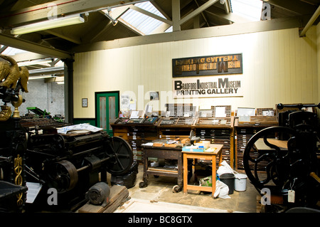 Macchine per la stampa a Bradford Industrial Museum, West Yorskhire Foto Stock