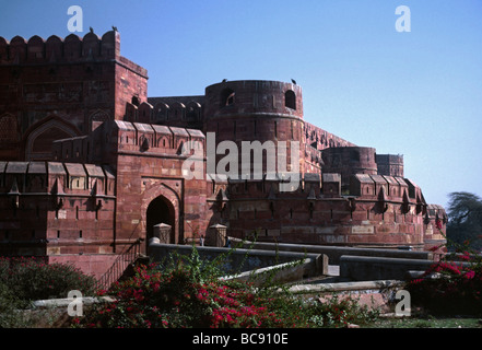 Archi islamica a Agra fort costruito dagli imperatori Mughal nel 1500s AGRA INDIA Foto Stock
