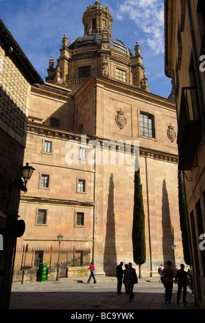 La Clerecía 18ht secolo Barocco monastero gesuita Salamanca Castiglia e Leon Spagna Foto Stock