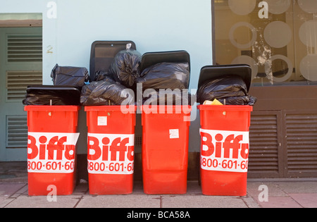 Biffa contenitori per rifiuti Foto Stock