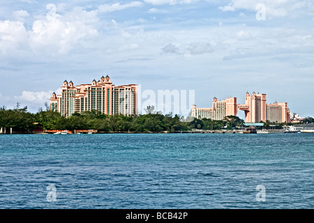 Vista del Atlantis Resort di Paradise Island a Nassau, Bahamas Foto Stock