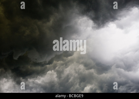 Drammatica moody Dark nuvole di tempesta Foto Stock