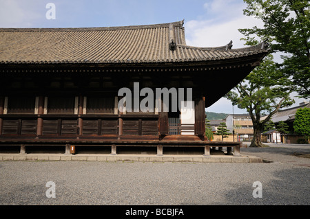 Sala principale di Sanjusangen-do tempio Buddista complessa (aka Rengeo-in). Higashiyama District. Il protocollo di Kyoto. La regione di Kansai. Giappone Foto Stock