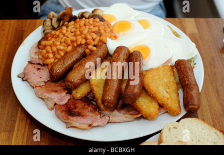 Un gigante la completa prima colazione inglese Foto Stock