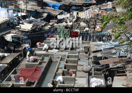 Dhobi Ghat aria aperta servizio lavanderia, Mumbai, India. Foto Stock