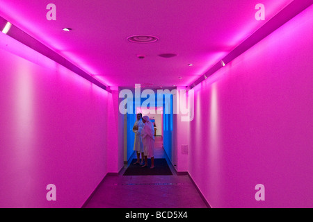 La cromoterapia Pré Saint Didier Spa Aosta Italia Foto Stock