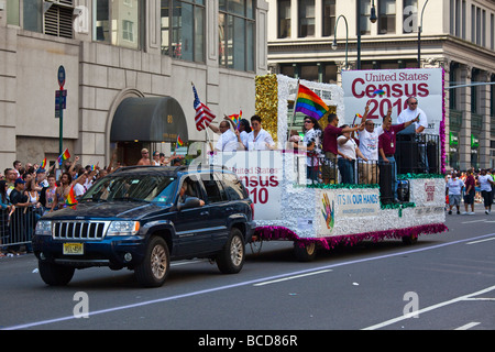 Censimento 2010 galleggiante nel Gay Pride Parade di New York City Foto Stock