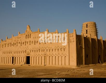 Il Burkina Faso. Il Sahel. Città di Bani. In stile sudanese moschee.minareti. Foto Stock