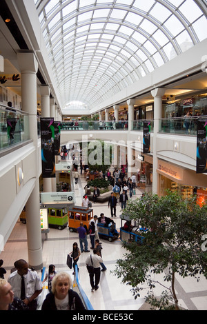 Metropolis Mall, Metrotown, Kingsway, Vancouver, British Columbia, Canada Foto Stock