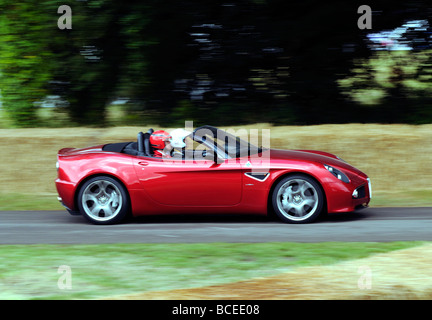 Alfa Romeo 8C Spyder al 2009 Goodwood Festival della velocità Foto Stock