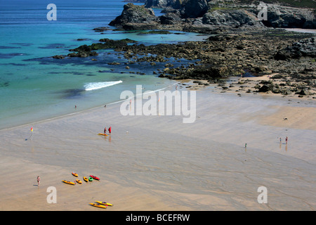 Vista su Trevaunance Cove, Sant Agnese, Cornwall, Regno Unito Foto Stock