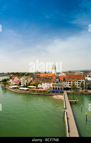 Germania, Baden-Württemberg, Lago di Costanza, Friedrichshafen, vista dal Molo di Porta Torre Foto Stock