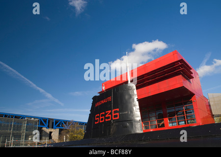 Francia, Paris, Parc de la Villette, Cite des Sciences et de l' Industrie Museum, il sommergibile Argnaute Foto Stock