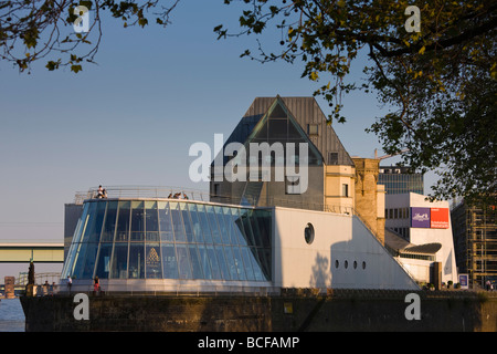Germania, Renania-Westfalia, Colonia, Esterno del Museo del Cioccolato Foto Stock