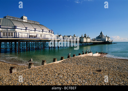 Inghilterra, East Sussex, Eastbourne Pier Foto Stock