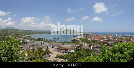 Panorama della baia di Baracoa Foto Stock