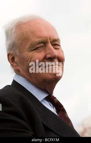 Tony Benn, ex uomo politico del lavoro visite 2009 minatori di Durham Gala. Foto Stock