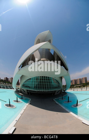 Il Valencia Opera house e performing arts center nella Città delle Arti e delle scienze è dedicata alla musica e la Scenic arti. Foto Stock