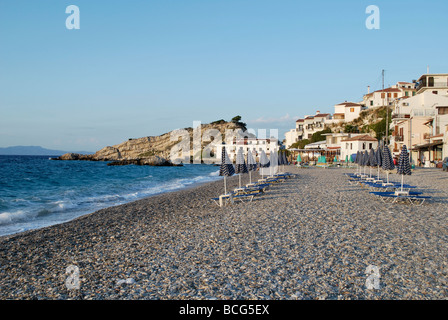 Spiaggia a Kokkari, Samos Island, Grecia 2009 Foto Stock