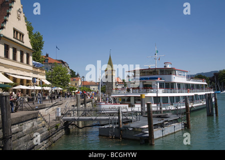 Lindau Baviera Germania UE Maggio traghetto ormeggiata in porto Foto Stock