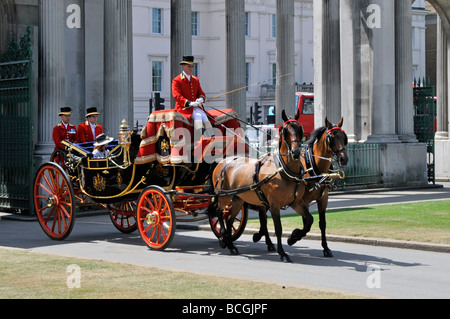 Hyde Park Londra cavallo e carrozza aperta Foto Stock