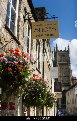 Cirencester (Corinium Dobunnorum) centro città e storico britannico romano e medievale città mercato, Gloucestershire, Regno Unito Foto Stock