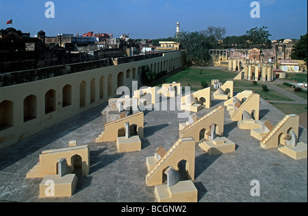 India Rajasthan Jaipur più grande osservatorio di pietra nel mondo creato nel 1728 da Maharaja Jai Singh II Jantar Mantar Foto Stock