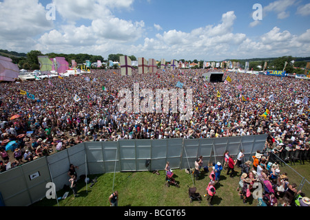 Folla per Rolf Harris sullo stadio di Jazz al Glastonbury Festival 2009 Somerset Inghilterra Foto Stock