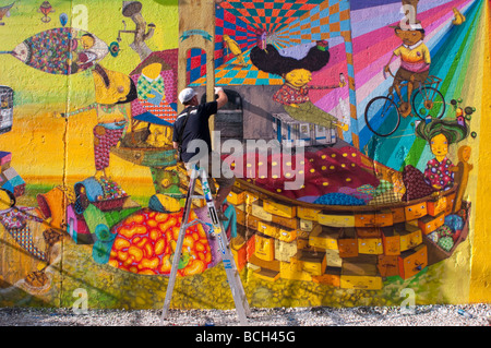 New York NY 28 giugno 2009 OS Gemos murale su Houston Street Foto Stock