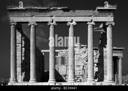 Il portico orientale dell'Eretteo, l'Acropoli di Atene, Grecia. Foto Stock