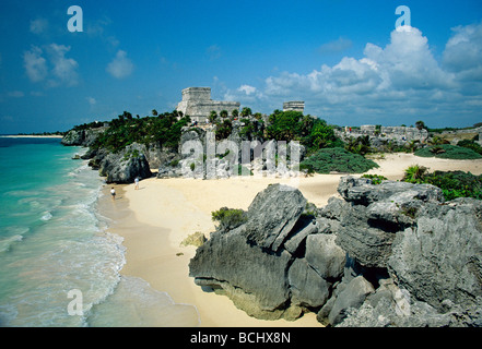 Le rovine maya di Tulum in Messico 's Yucatan riva del Mar dei Caraibi Foto Stock