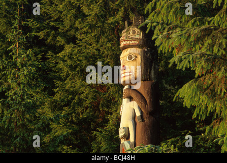 AK Sudest Ketchikan Totem ansa Park Totem Pole Estate alberi Scenic Foto Stock