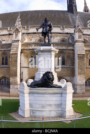 Oliver Cromwell statua Case del Parlamento Londra Inghilterra Foto Stock