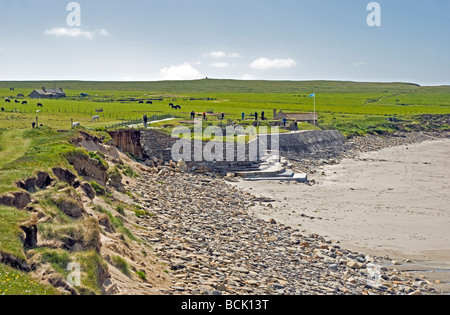 Il villaggio neolitico di Skara Brae sulle isole Orcadi Scozia con dieci età della pietra case risalente da circa 3000 anni a.c. Foto Stock