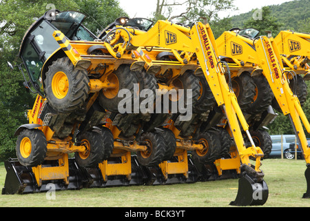 J C sfere, JCB Team Display a Ambergate, Derbyshire, England, Regno Unito Foto Stock