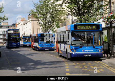 Cheltenham Spa Gloucestershire England Regno Unito stagecoach autobus nel centro della città Foto Stock