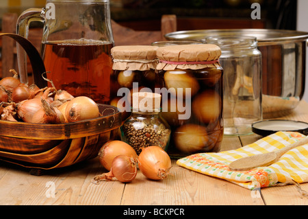 Vasi fatti in casa Cipolline borretane Foto Stock