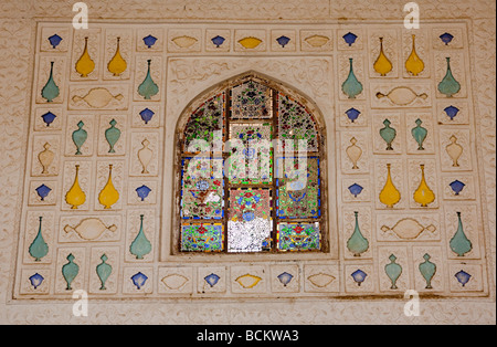 Tradizionale funzione floreali decorazione all'interno dell'Ambra Palace Jaipur India Rajasthan Foto Stock