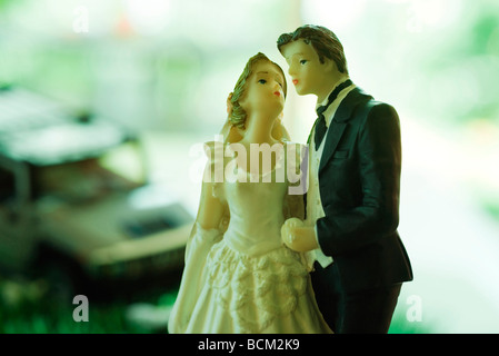 Plastica sposa e lo sposo figurine, close-up Foto Stock