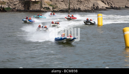 Zapcat Thundercat barcha a motore gara. Suono di Plymouth. Luglio 2009 Foto Stock