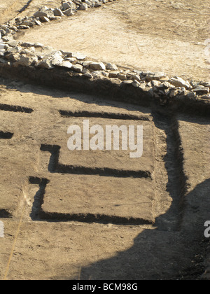 Archeologia scavare bene sulla via appia antica, Roma, Italia Foto Stock