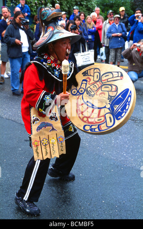 In Alaska native in abito tradizionale di Juneau Alaska USA Foto Stock