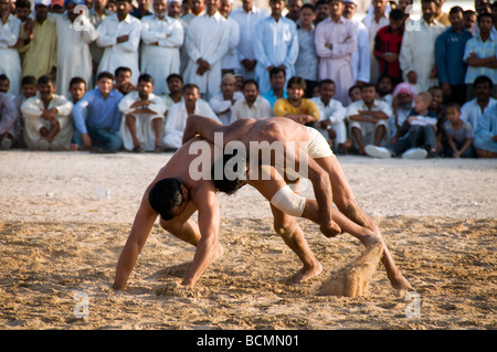 Kushti wrestling a Dubai Foto Stock